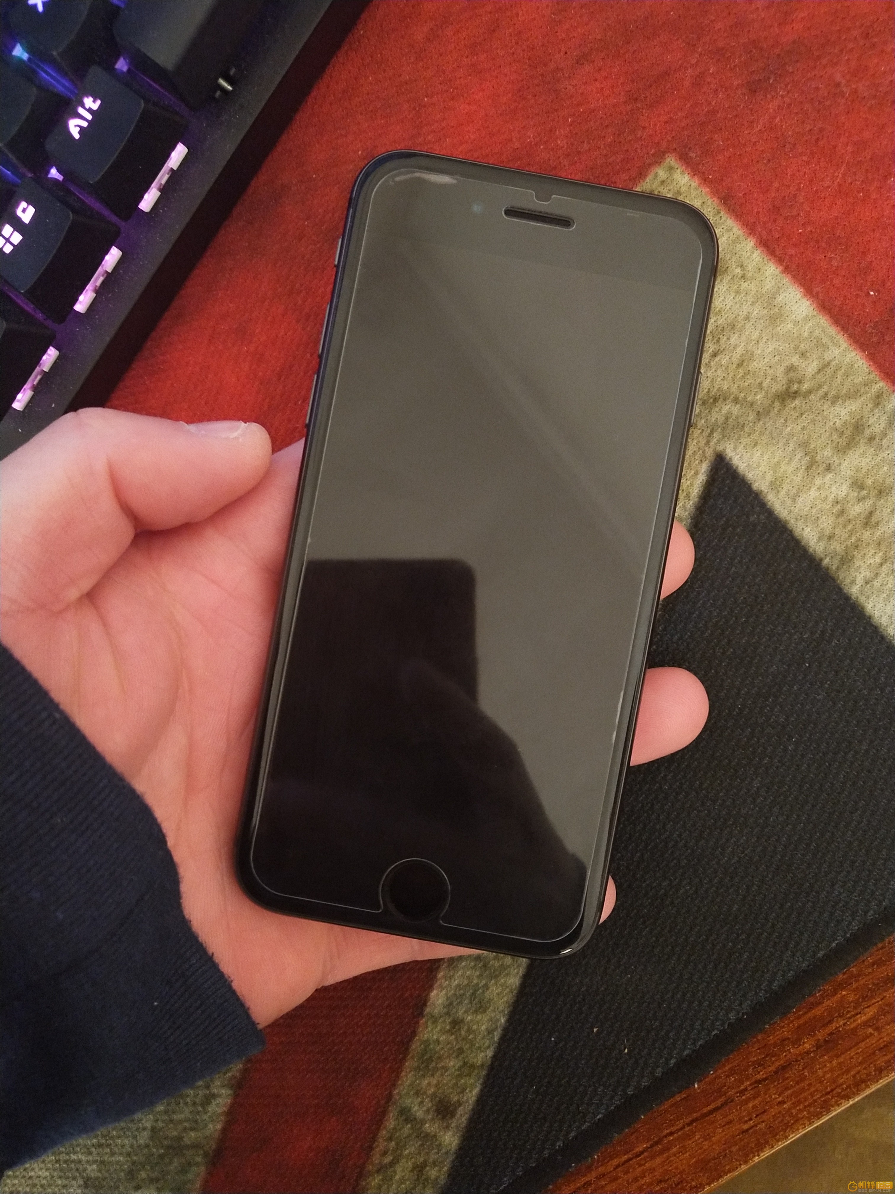 iphone8韩版黑色256G